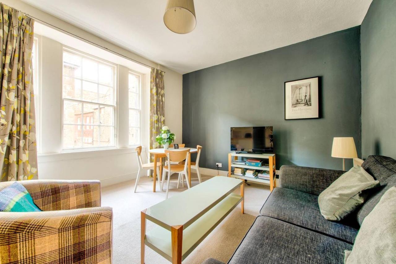 Joivy Amazing Location! Lovely Rose St In New Town Appartement EDI
